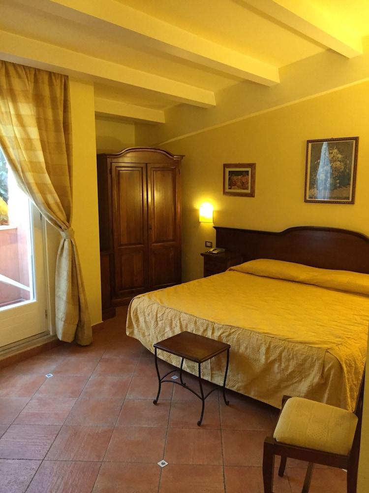 Hotel Mediterraneo Syracuse Luaran gambar